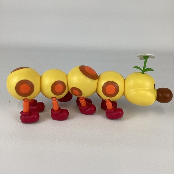 Nintendo Super Mario Wiggler Video Game Character Action Figure Toy 2023 Jakks - Picture 2 of 7
